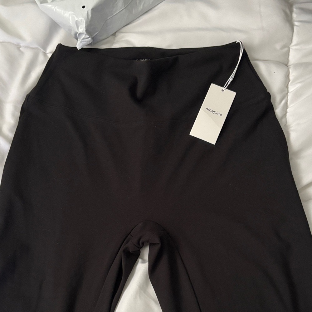 Ninepine Black Leggings